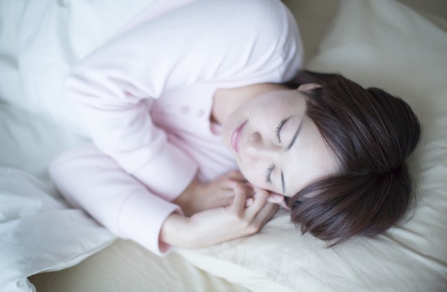 睡眠障害は体と心の不調を招く！　眠りの質は漢方で改善
